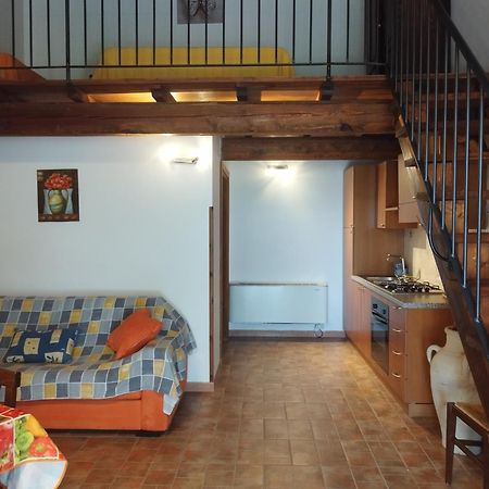 Agriturismo Le Cascine كاستل دي تورا المظهر الخارجي الصورة