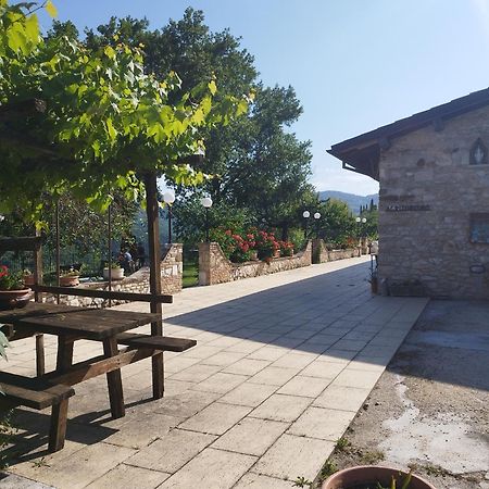 Agriturismo Le Cascine كاستل دي تورا المظهر الخارجي الصورة