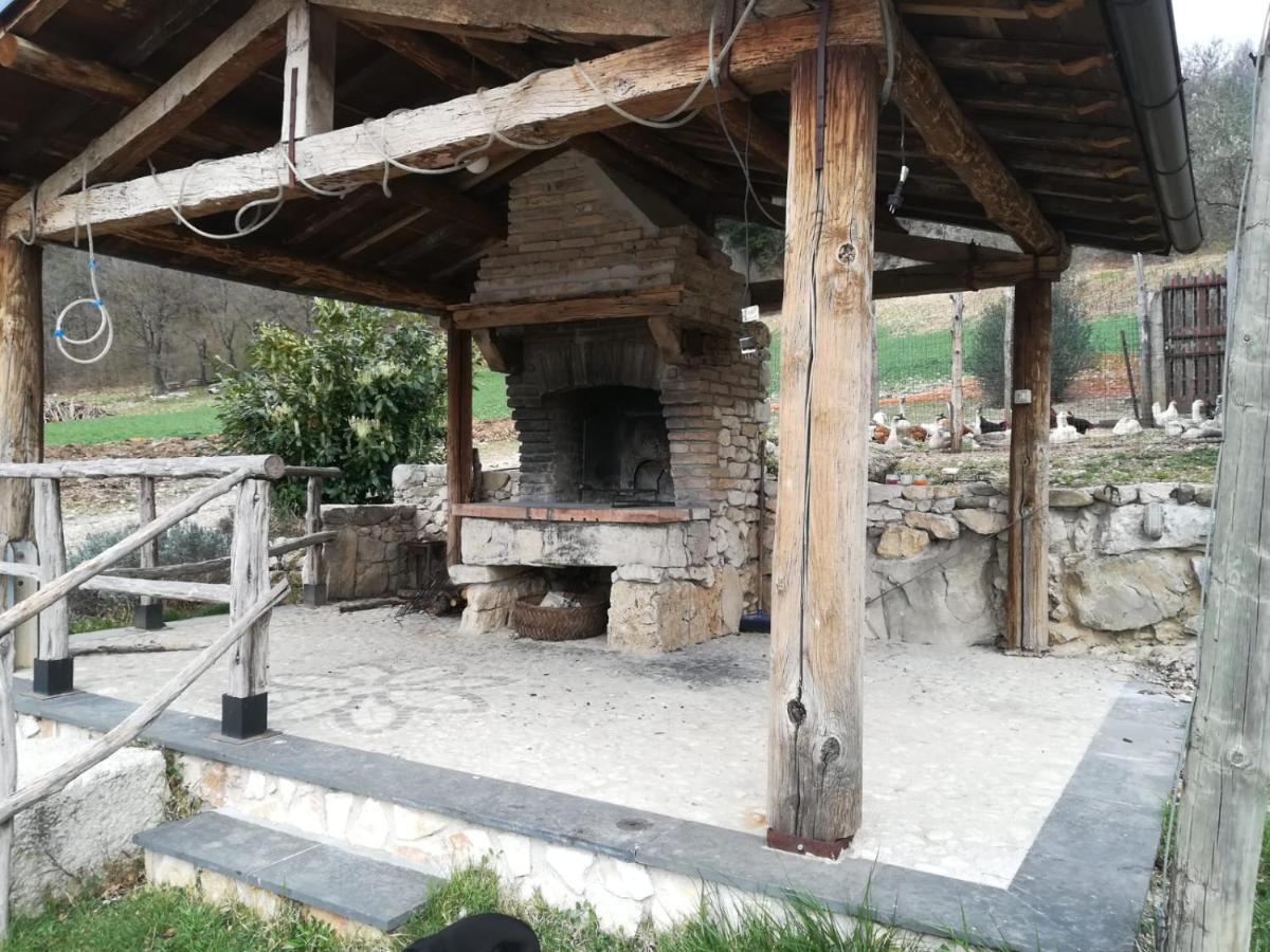 Agriturismo Le Cascine كاستل دي تورا المظهر الخارجي الصورة