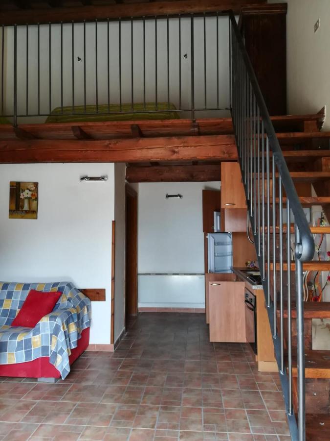 Agriturismo Le Cascine كاستل دي تورا المظهر الخارجي الصورة