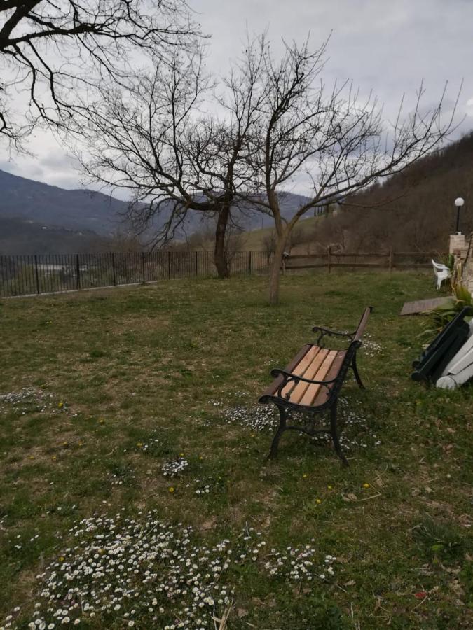 Agriturismo Le Cascine كاستل دي تورا المظهر الخارجي الصورة